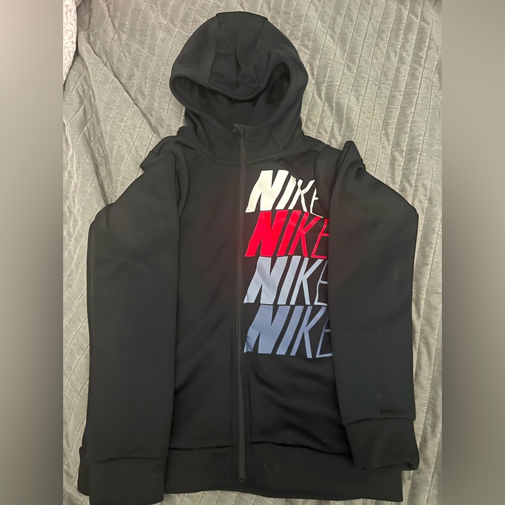 Dri-fit nike zip up (youth)